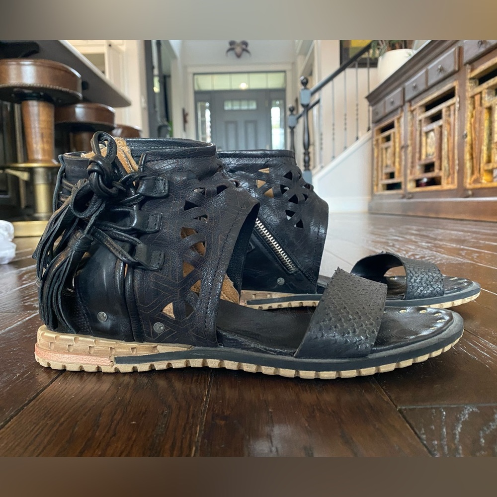 A.S. 98 black leather bohemian sandals Size 41